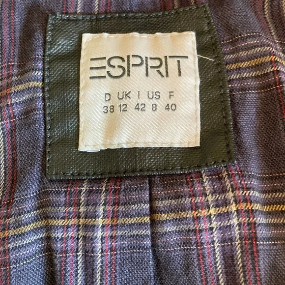 Esprit Jacket - Picture 3 of 4